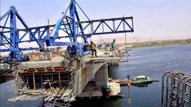 محافظ الأقصر: مشروع محور شمال الأقصر شريان جديد للتنمية