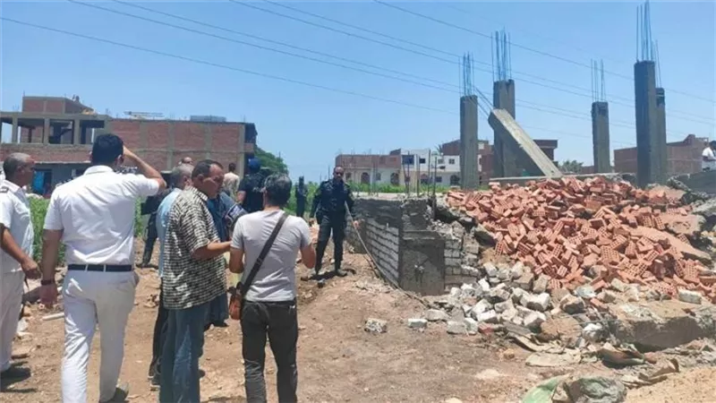 استرداد 260 فدان أراضي أملاك دولة خلال حملة إزالة بأسيوط