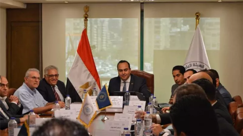 رئيس هيئة الرعاية الصحية: الاجتماع مع الشعبة يمثل نقطة التقاء بين احتياجات مقدمي الخدمة الصحية وقدرات المصنعين الوطنيين للأجهزة والمستلزمات الطبية