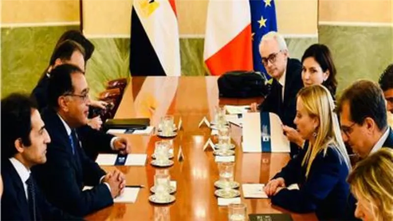 السفير بسام راضي: «ميلوني» تؤكد على «بالغ التقدير للقيادة الحكيمة للرئيس السيسي في المنطقة» 