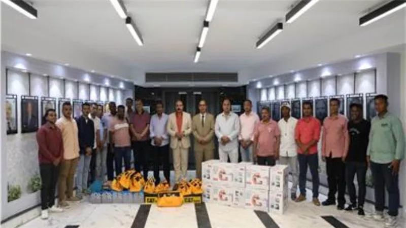 محافظ أسوان يوزع الجوائز وشهادات التقدير لـ 25 من أوائل الخريجين