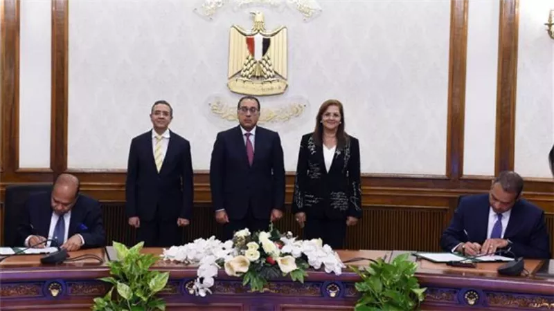 مصطفى مدبولي يلتقي رئيس شركة 