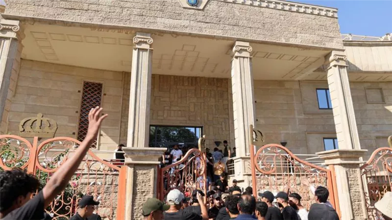 إجراء عاجل من البحرين بعد حرق المصحف في السويد