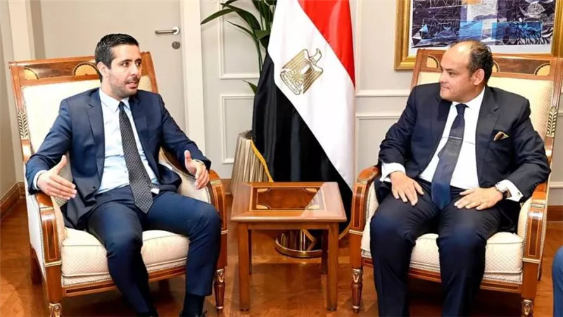 وزير التجارة والصناعة ونظيره الصربي يبحثان سبل الإرتقاء بمستويات التعاون الاقتصادي بين البلدين