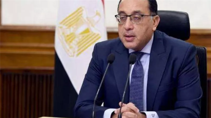 الأحد عمل من المنزل.. قرارات عاجلة من الحكومة ترشيدا لاستهلاك الكهرباء