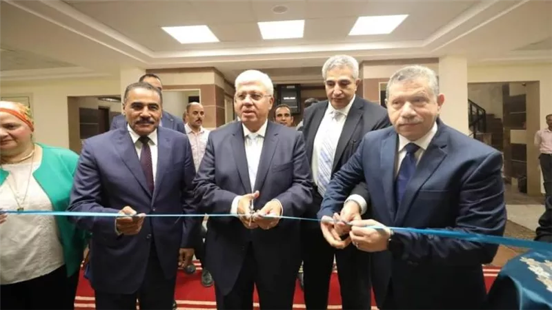 وزير التعليم العالي يفتتح عدة مشروعات تعليمية بجامعة مطروح بتكلفة مليار ونصف المليار جنيه