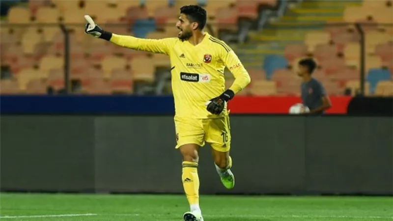 الأهلي يرفض التعاقد مع حارس مرمي بعد رحيل علي لطفي إلى زد