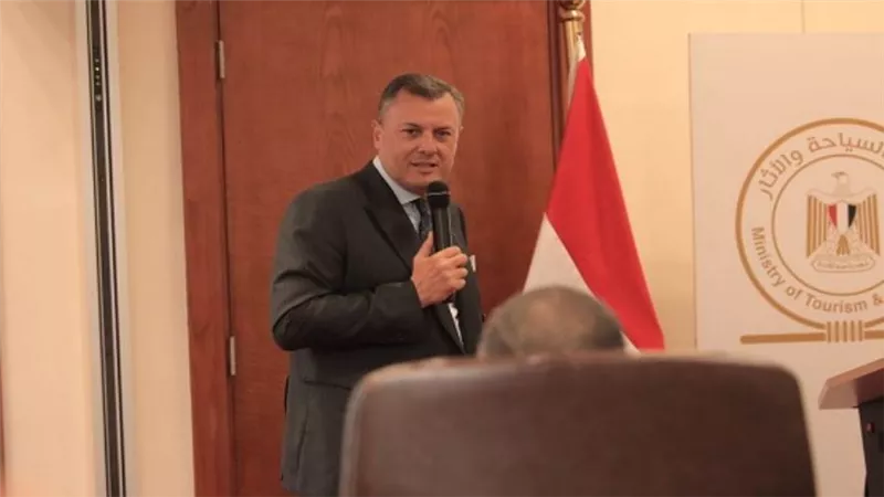 وزير السياحة والآثار يعقد الملتقى الرابع للقيادات العليا والوسطى بالوزارة وهيئاتها في أول انعقاد له بالعاصمة الإدارية (صور)