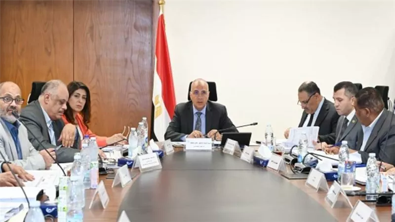 وزير الري يوافق على إنشاء ميناء الصيادين بسفاجا (صور)