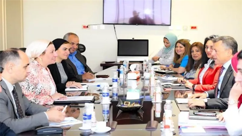 وزيرا السياحة والآثار والبيئة يلتقيان لبحث سبل تعزيز التعاون المشترك بين الوزارتين (صور)