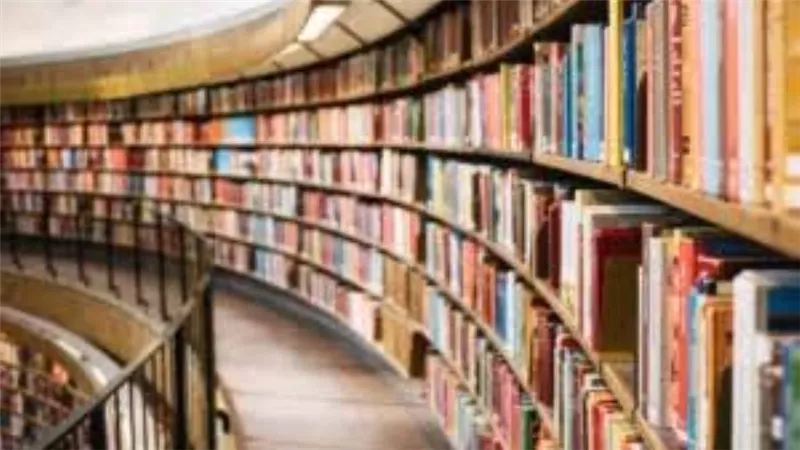 بدون تفويض .. ضبط 43 ألف كتاب تعليمى داخل مكتبة بالقاهرة