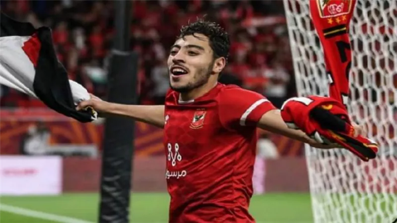  الأهلي يستعيد جهود أكرم توفيق في معسكر الإعداد بعد التعافي من الصليبي