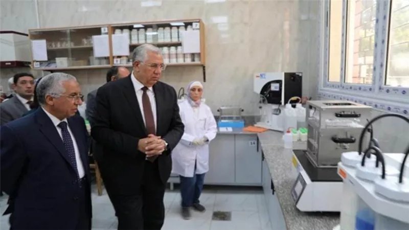 وزير الزراعة يفتتح معمل خصوبة الأراضي ويتفقد وحدة الاستشعار عن بعد (صور)