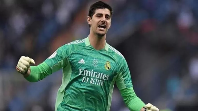  ريال مدريد يعلن إصابة كورتوا بالرباط الصليبي