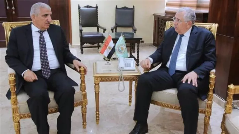 وزير الزراعة يبحث مع 