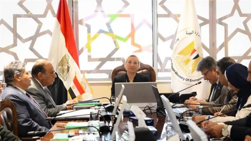 وزيرة البيئة تترأس اجتماع مجلس أمناء مؤسسة الطاقة الحيوية للتنمية المستدامة (صور)