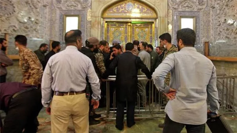 رسميا.. داعش يعلن مسؤوليته عن الهجوم على مسجد شيراز في إيران
