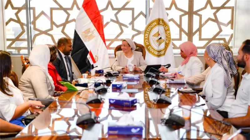 وزيرة البيئة تلتقي ووفد جامعة كوت دازور الفرنسية