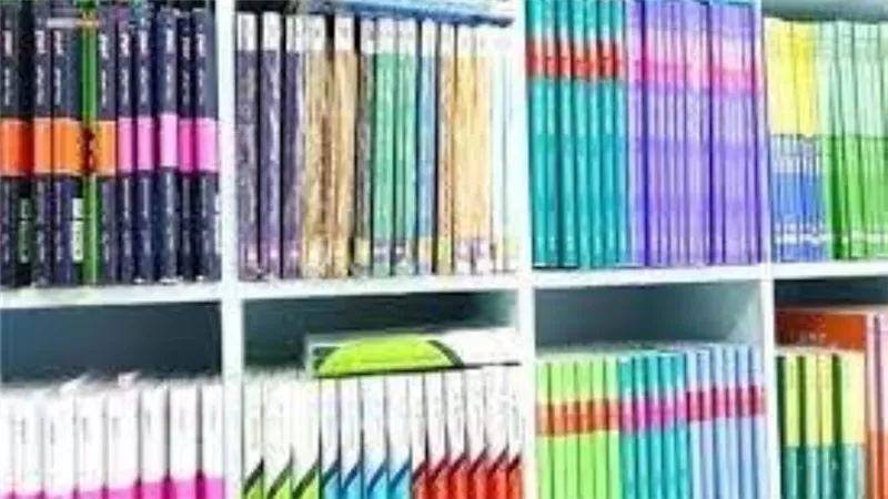 ضبط 85 ألف كتاب تعليمي خارجي دون تصريح في مطبعة بالجيزة