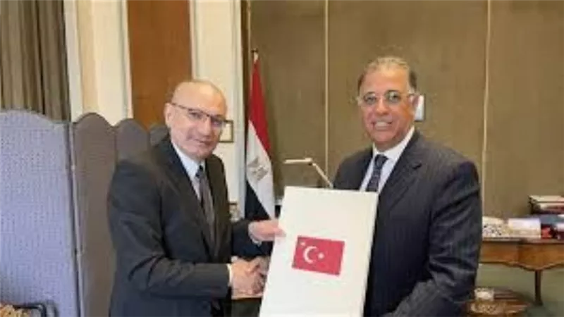 رسميا.. السفير التركي في مصر يقدم أوراق اعتماده