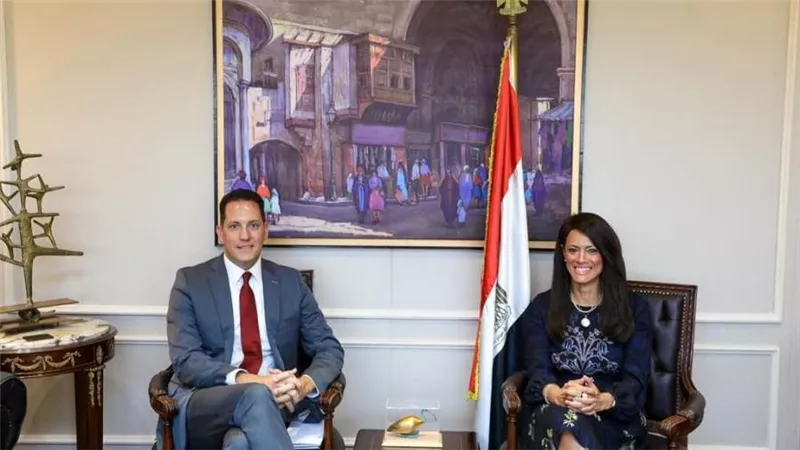 د. رانيا المشاط وزيرة التعاون الدولي تستقبل المدير الجديد لبعثة الوكالة الأمريكية للتنمية الدولية في مصر