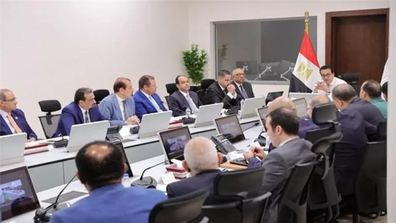 وزير الصحة يعقد اجتماعًا لمراجعة الاستعدادات النهائية لانعقاد المؤتمر العالمي للسكان والصحة والتنمية (صور)