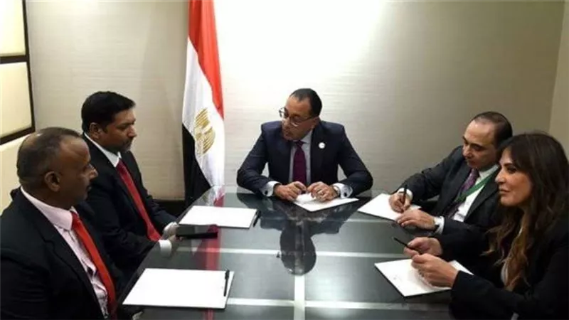 لتعزيز النشاط الاستثماري..مدبولي يستقبل مبعوث الرئيس السريلانكي خلال قمة أفريقيا للمناخ بكينيا