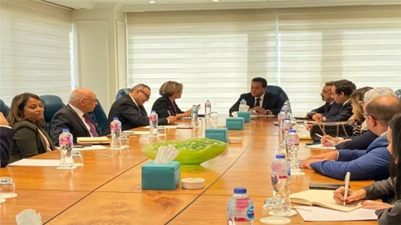وزير الصحة يستقبل المدير الإقليمي للتنمية البشرية في منطقة الشرق الأوسط وشمال إفريقيا بالبنك الدولي