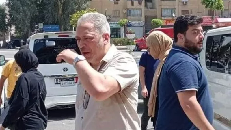 موعد ومكان عزاء والدة الإعلامي تامر أمين