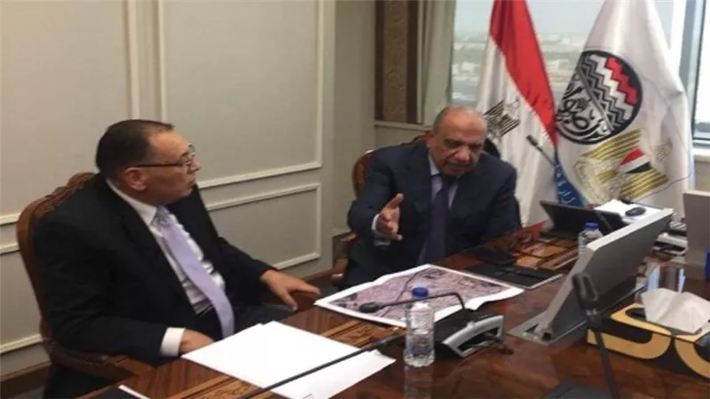 وزير قطاع الأعمال يستقبل محافظ الشرقية لبحث مستجدات الأعمال (صور)
