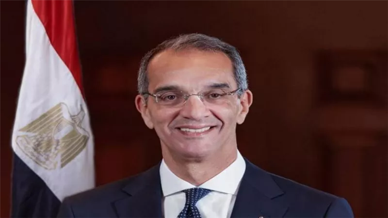 وزير الاتصالات يغادر إلى الولايات المتحدة لبحث تعزيز التعاون المصري الأمريكي