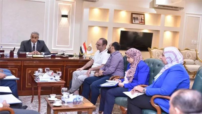 وزير العمل يلتقي قيادات معهد السالزيان الإيطالي بالقاهرة (صور)