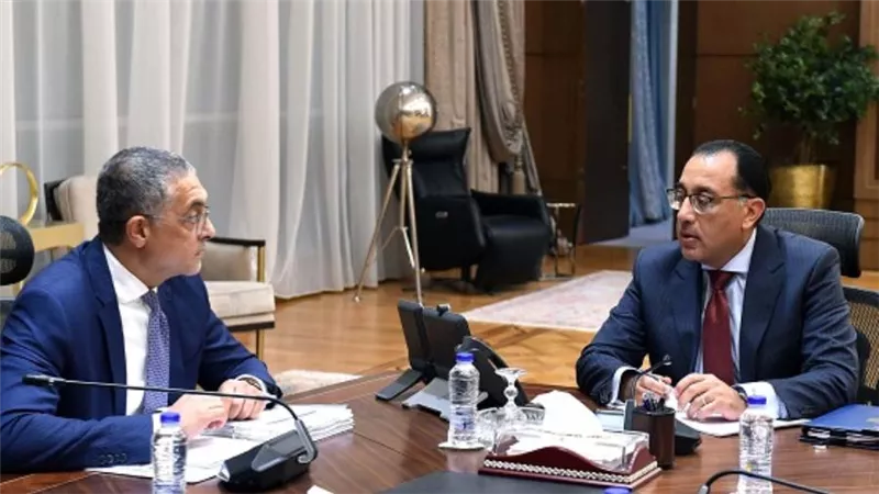 رئيس الوزراء يتابع جهود الهيئة العامة للاستثمار لتشجيع وجذب الاستثمارات  المحلية والأجنبية