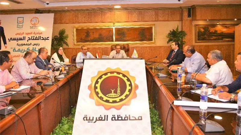 إنشاء محطة لإنتاج البيض وتحقيق الاكتفاء الذاتي.. مدبولي يتابع مشروعات الغربية