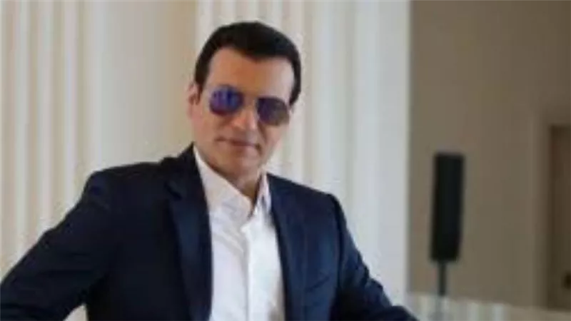 مليش علاقة.. إيهاب توفيق يخلي مسئوليته عن هذا الحفل