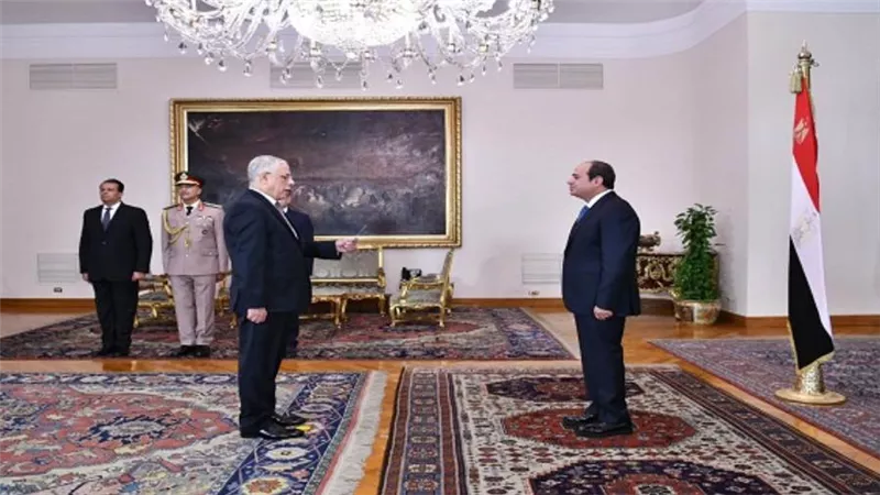 السيسي يشهد أداء حلف اليمين للمستشار محمد شوقي عياد نائبا عاما (صور)