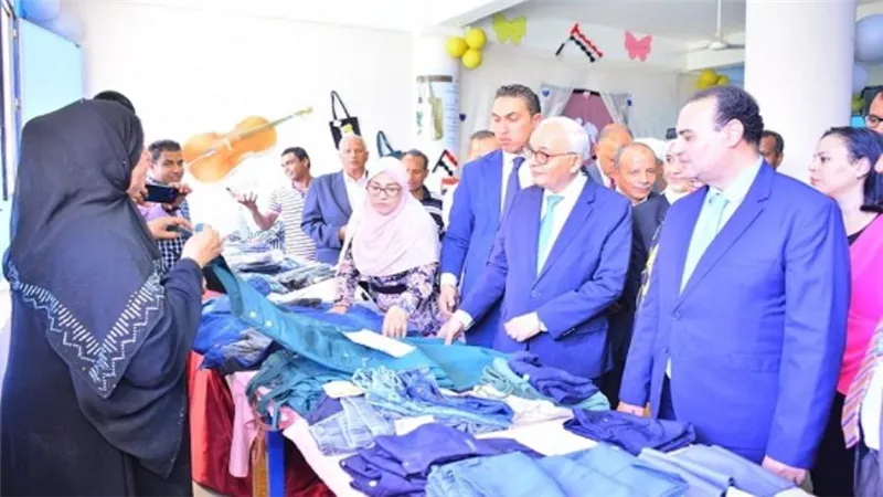 وزير التعليم يفتتح مدرسة ترعة السواحل بأرمنت ضمن 