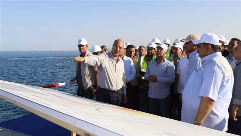 وزير النقل يتابع تقدم أعمال تنفيذ المحطة متعددة الأغراض بميناء سفاجا