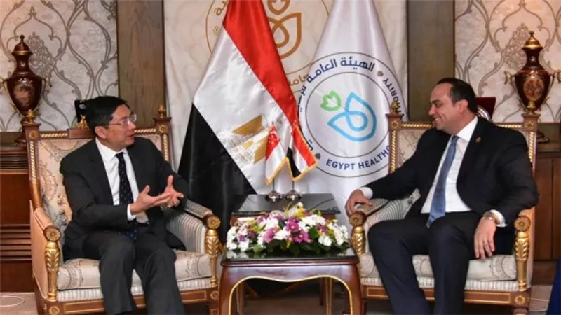 هيئة الرعاية الصحية تعلن منح دراسية ممولة بالكامل للعاملين بالهيئة إلى سنغافورة (صور)