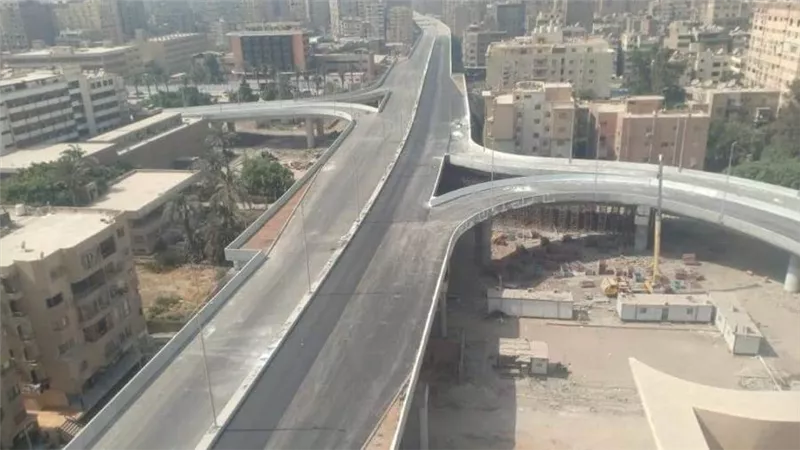 وزير الإسكان يتابع موقف تنفيذ مشروع محور عمرو بن العاص الحر بالجيزة