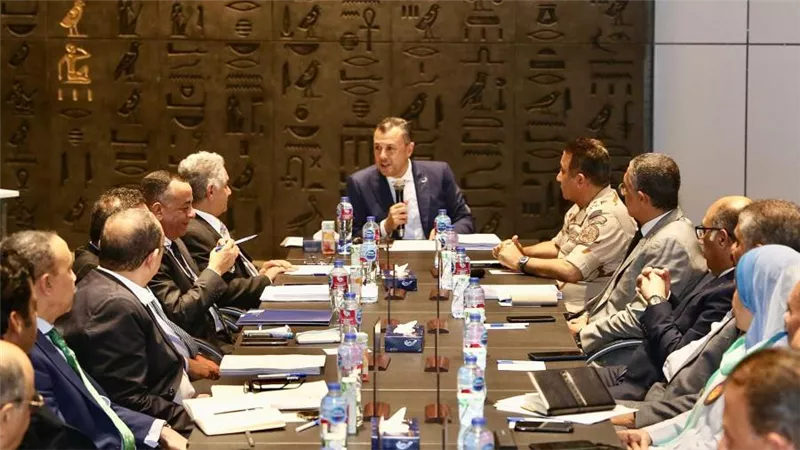 وزير السياحة والآثار يترأس اجتماع مجلس إدارة هيئة المتحف المصري الكبير