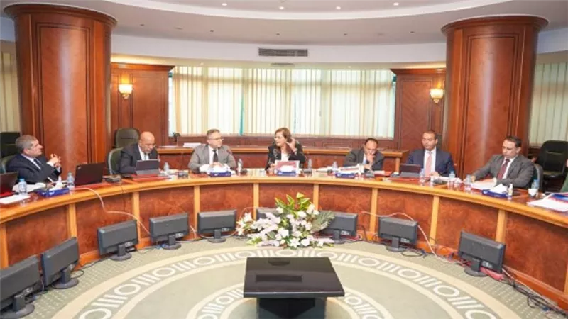 وزيرة التخطيط: تطبيق أعلى معايير الحوكمة وضمان حقوق العاملين على رأس الأولويات (صور)