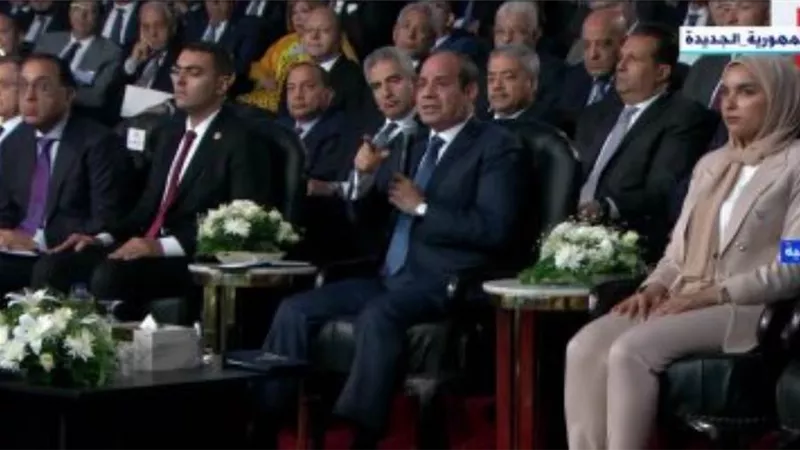 الرئيس السيسي: هدفنا تحقيق تشغيل مناسب ينتج تعليما جيدا لأبنائنا