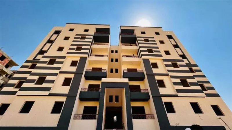 وزير الإسكان يتابع موقف تنفيذ 2064 وحدة سكنية بالمبادرة الرئاسية 