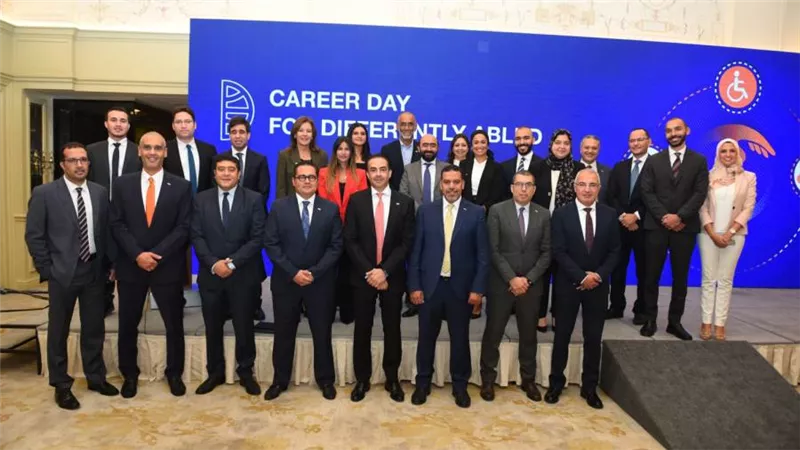 حرصًا على إتاحة اندماجهم في المجتمع. نظمCIB؛ مُلتقى لتوظيف ذوي الهمم بالتعاون مع وزارة التضامن الاجتماعي ووزارة العمل.