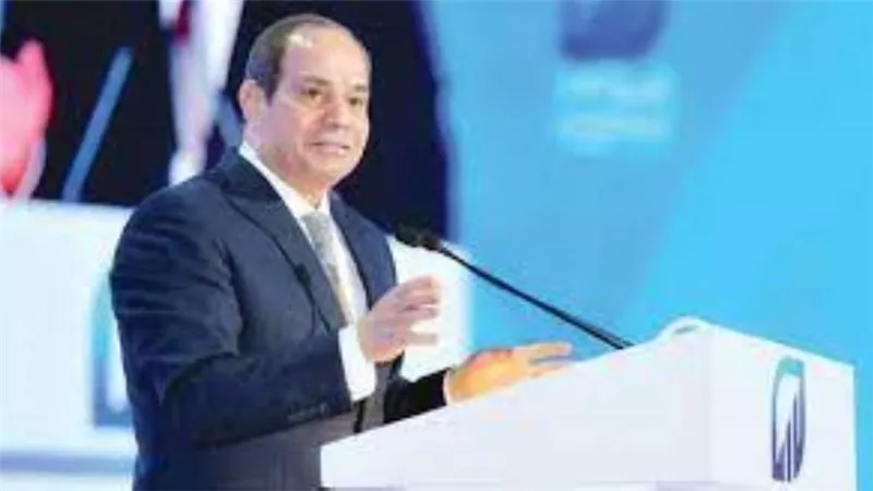 السيسي: بناء شقق إسكان وفرشها لغير القادرين ضرورة وواجب على الدولة