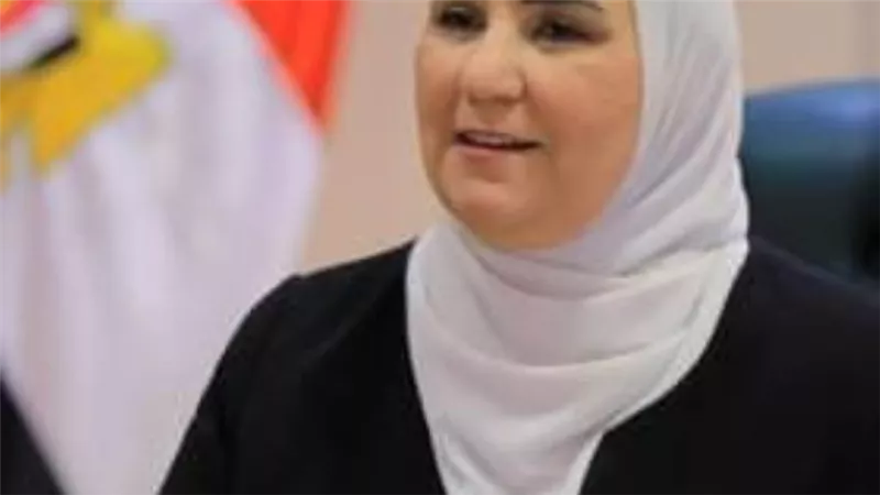 وزيرة التضامن الاجتماعي توجه فريق التدخل السريع بالوزارة بسرعة إنقاذ ٤ مواطنين بلا مأوى بمحافظات مختلفة