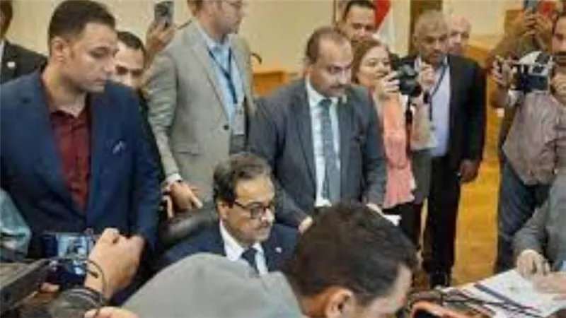 فريد زهران يتقدم باوراق ترشحه فى انتخابات الرئاسية 2024