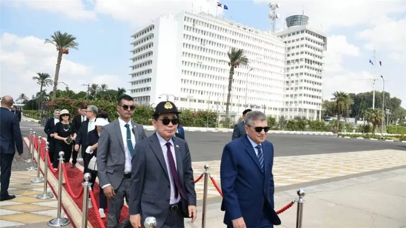 الفريق أسامة ربيع يبحث سبل التعاون المشترك مع رئيس الجمعية الوطنية بكوريا الجنوبية