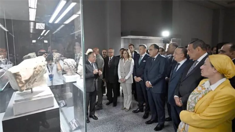 رئيس الوزراء يشهد افتتاح المتحف اليوناني الروماني بعد الترميم